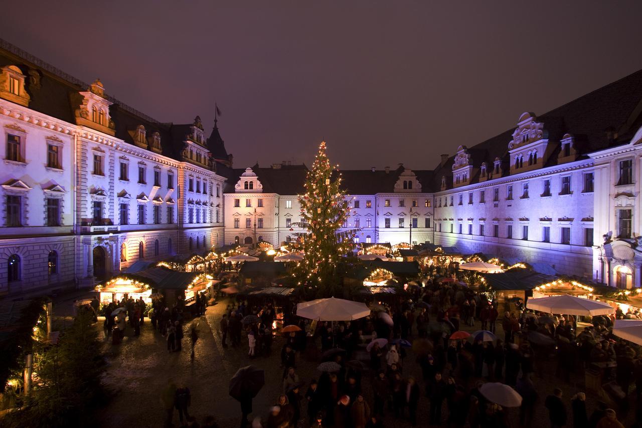 Hotel Am Peterstor Regensburg Exterior photo